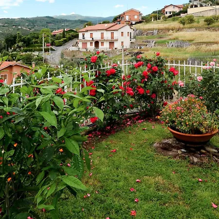 Locazione Turistica Villetta Anna - Imp395 بيت للعطل *